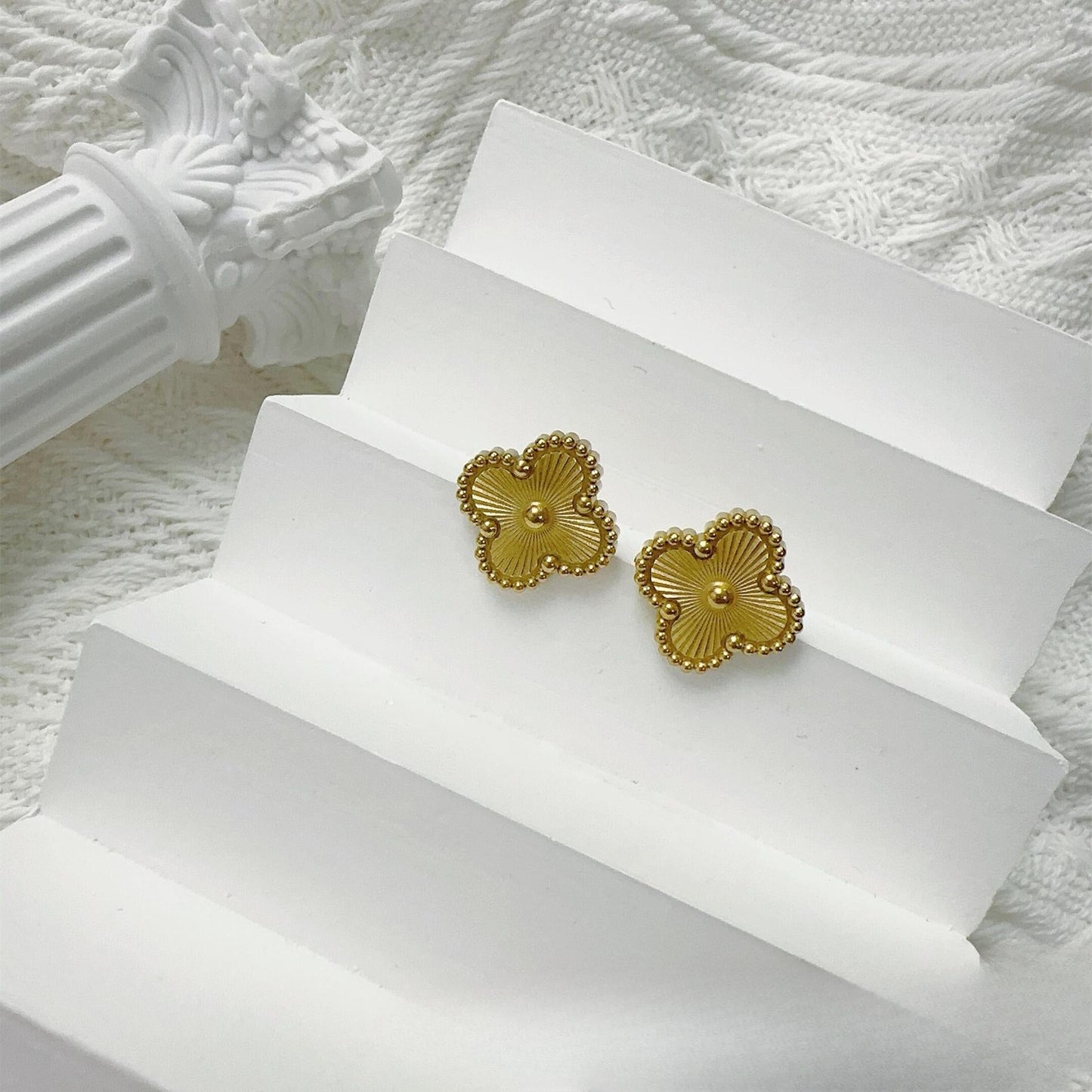 Four-Leaf Clover Earrings for Women – 925 Silver, 18K Gold Plated, Hypoallergenic