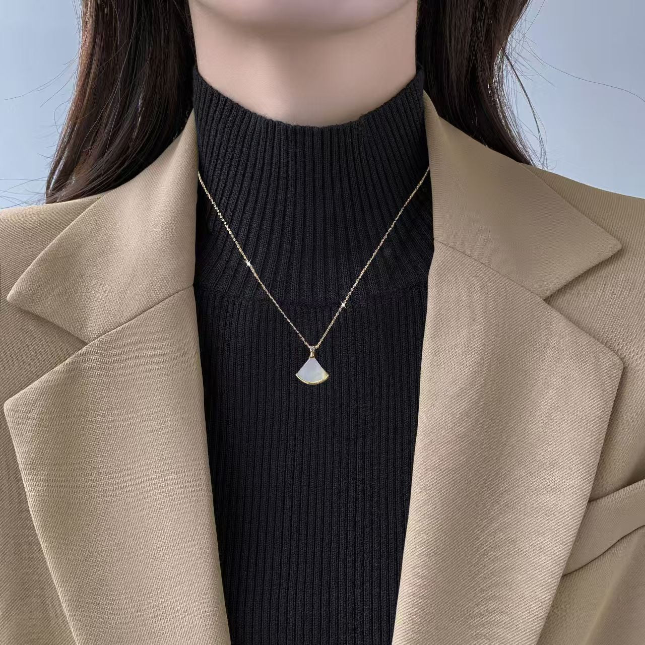 Shell skirt pendant necklace