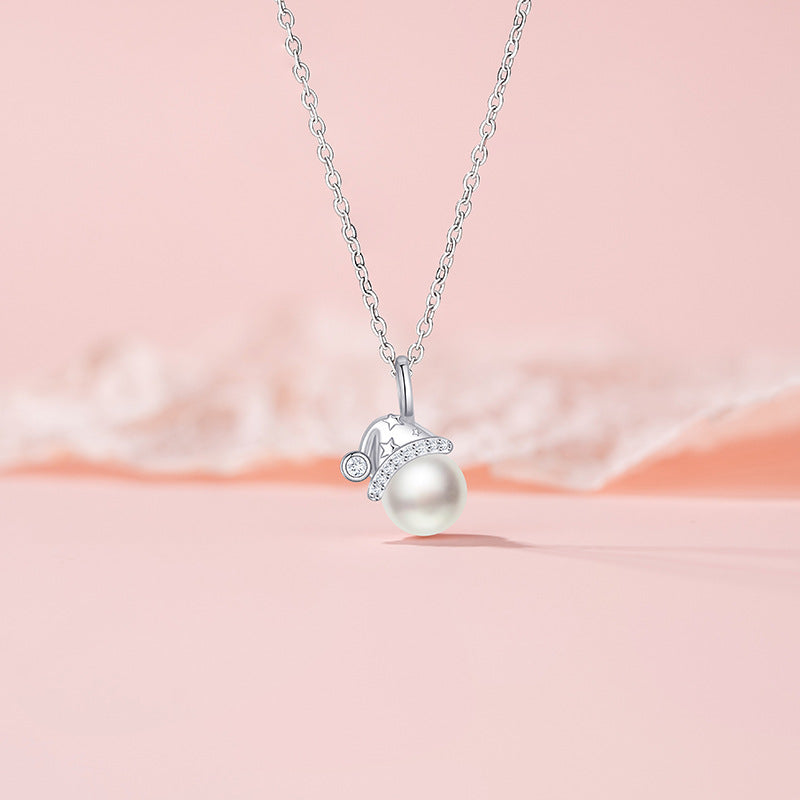 Christmas hat necklace