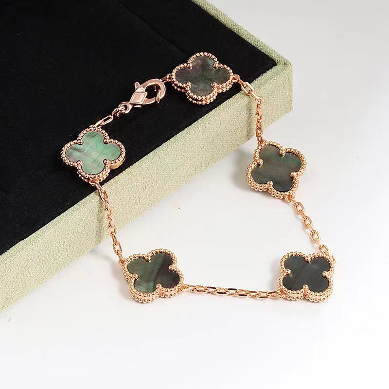 Clover bracelet Pro