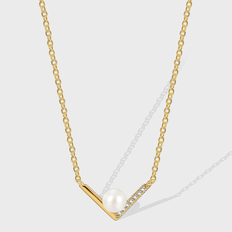 Bead inlaid diamond clavicle chain