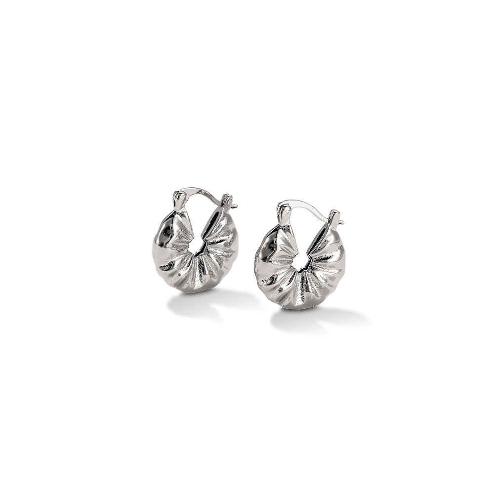 Boucles d'oreilles plissées en lave 
