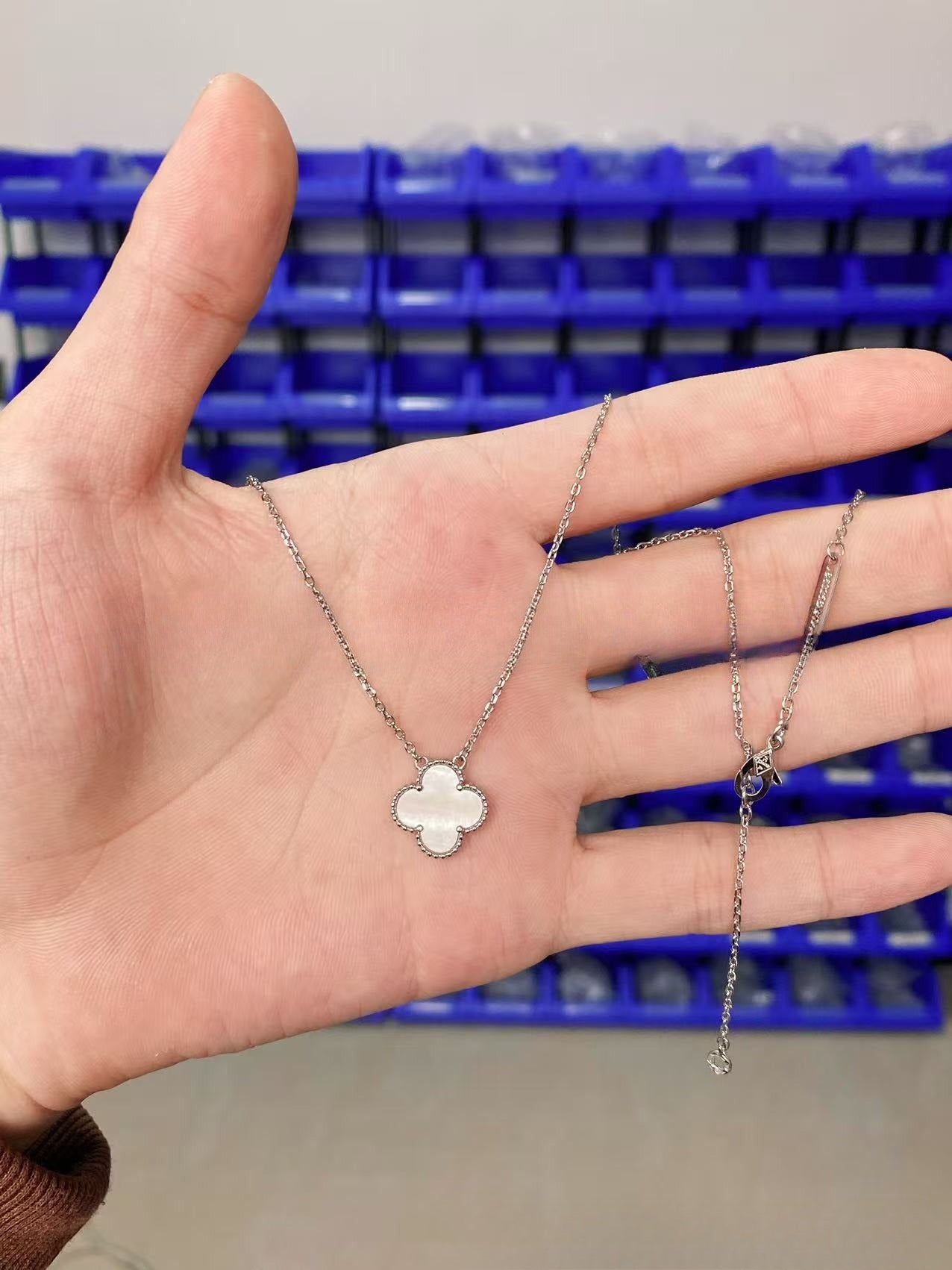 Luckcoo Clover Pro  Necklace  – Minimalist Jewelry,Premium Edition,Everyday Luxury