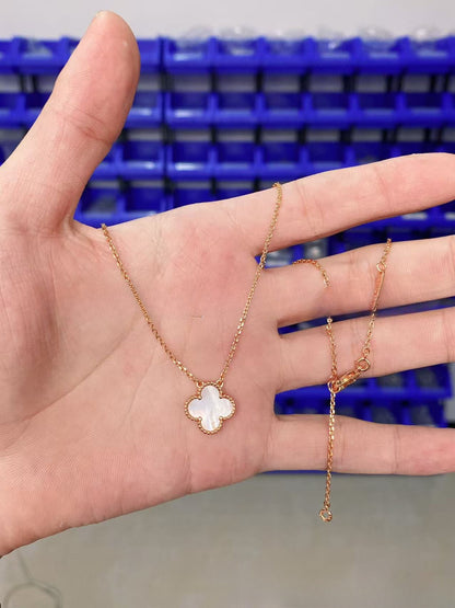 Luckcoo Clover Pro  Necklace  – Minimalist Jewelry,Premium Edition,Everyday Luxury,VCA style