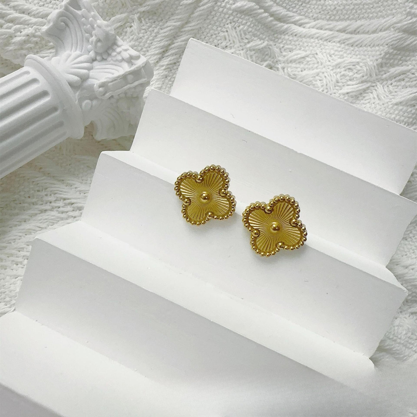 Four-Leaf Clover Earrings for Women – 925 Silver, 18K Gold Plated, Hypoallergenic LuckCoo