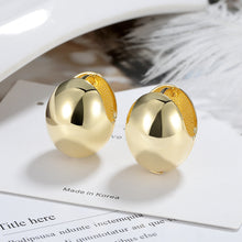 Boucles d'oreilles coquille d'œuf en or vintage 