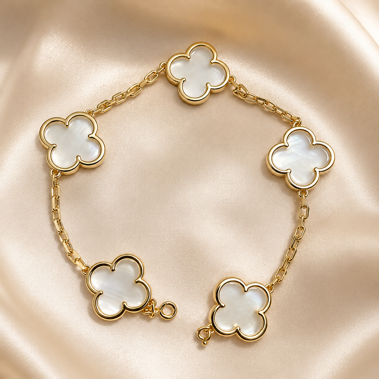 Eternal Clover Pro Bracelet | 18K Gold Plated Luck & Elegance (Gold Chain) LuckCoo