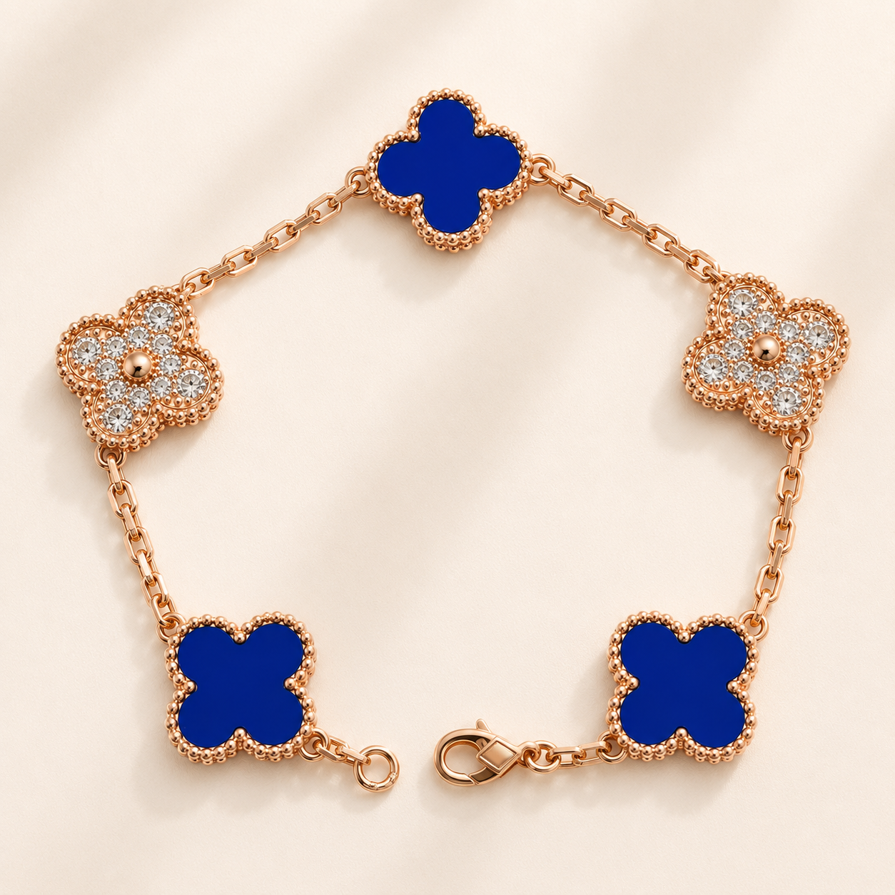 Eternal Clover Pro Bracelet | 18K Gold Plated Luck & Elegance