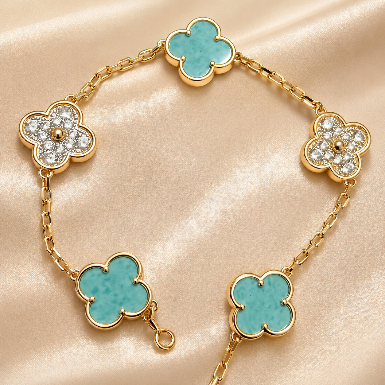 Eternal Clover Pro Bracelet | 18K Gold Plated Luck & Elegance (Gold Chain) LuckCoo