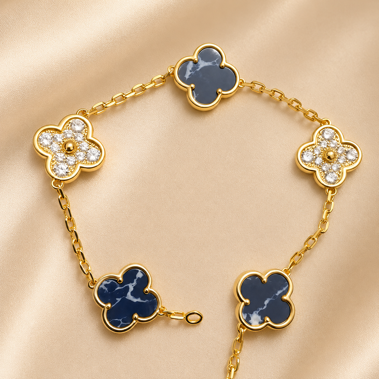 Eternal Clover Pro Bracelet | 18K Gold Plated Luck & Elegance (Gold Chain) LuckCoo