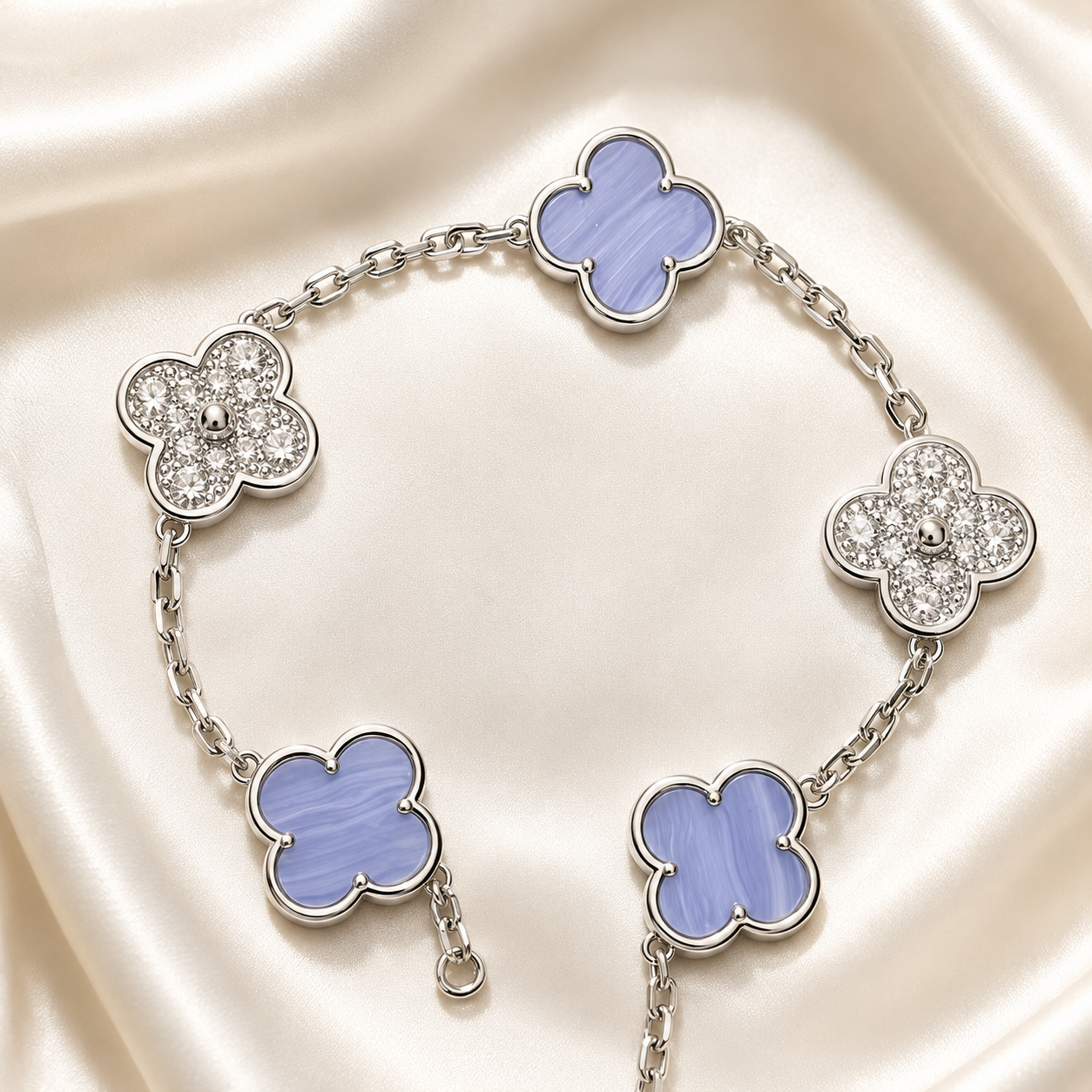 Eternal Clover Pro Bracelet | 18K Gold Plated Luck & Elegance (Silver Chain) LuckCoo