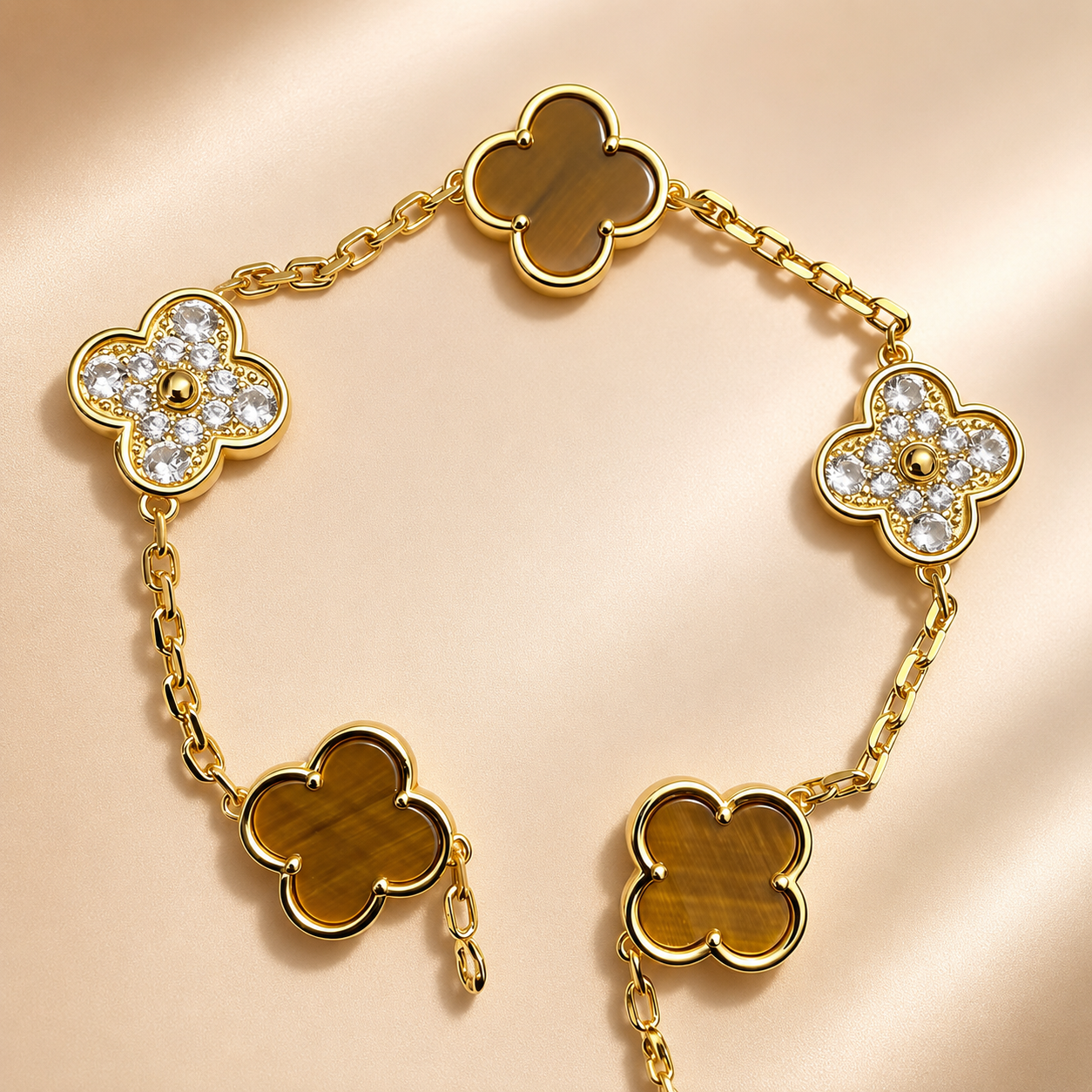Eternal Clover Pro Bracelet | 18K Gold Plated Luck & Elegance (Gold Chain) LuckCoo