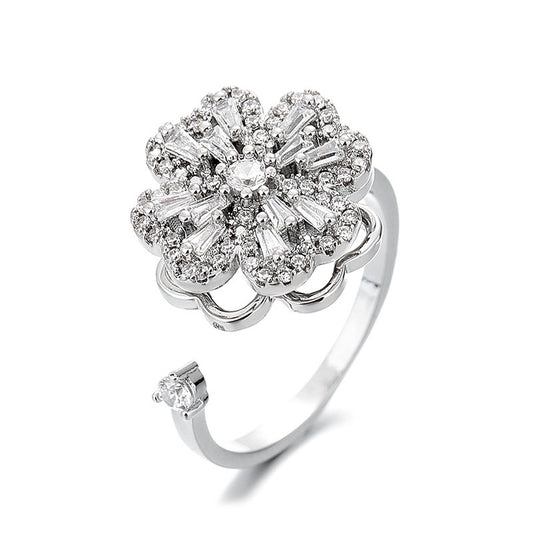 Pavé Flower Spinner Ring with an open band