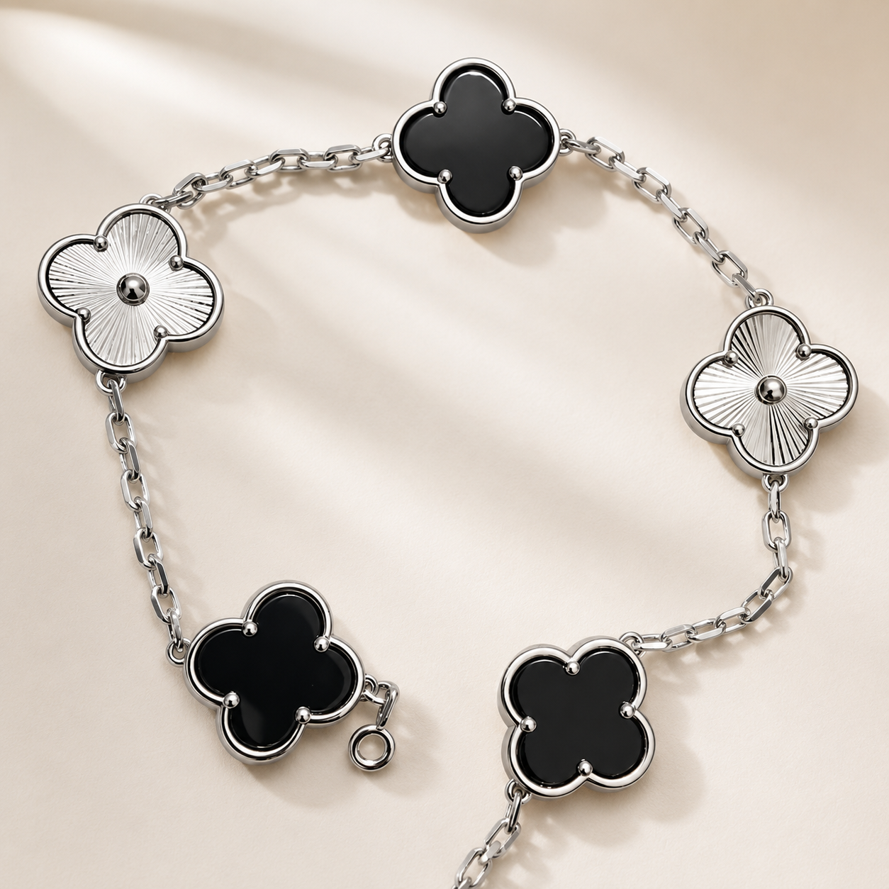 Eternal Clover Pro Bracelet | 18K Gold Plated Luck & Elegance (Silver Chain) LuckCoo