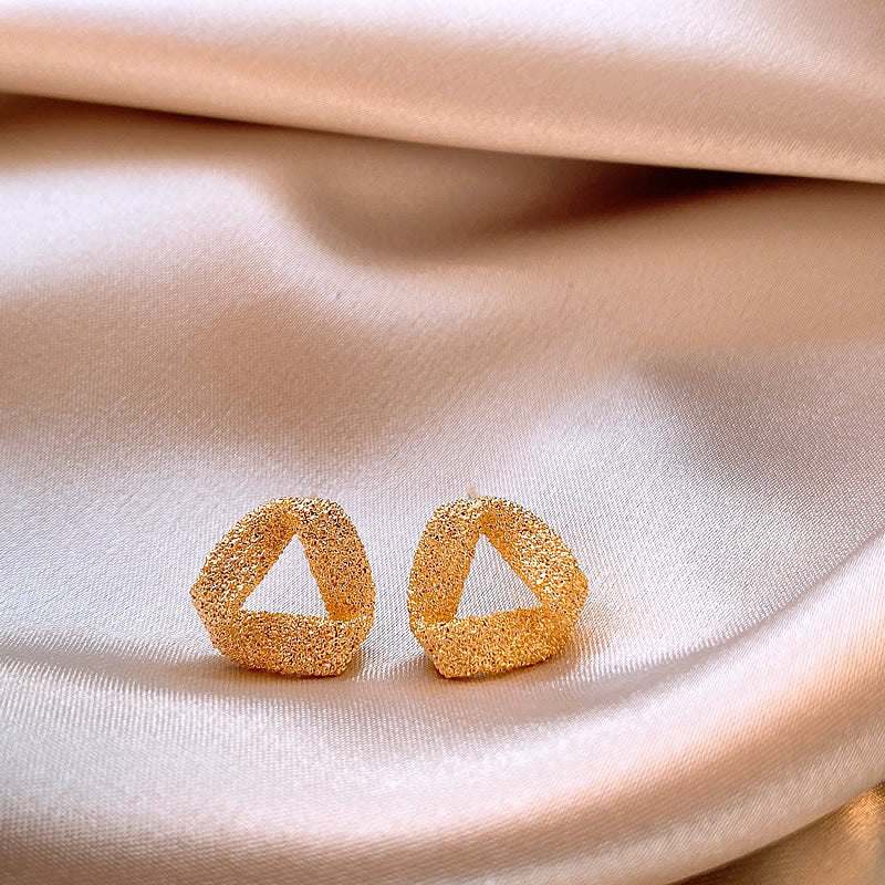 Boucles d'oreilles à tige en corne irrégulière Anna 