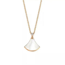 Luckcoo Fan Pendant Necklace - 18k Gold Plated Minimalist Everyday Jewelry