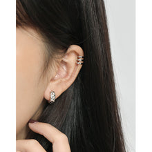 Boucles d'oreilles minimalistes à motif diamant brillant 