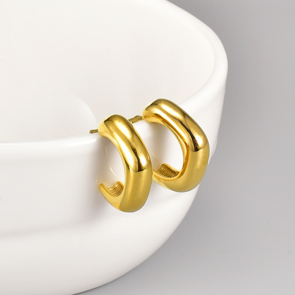 Boucles d'oreilles géométriques en forme de U 