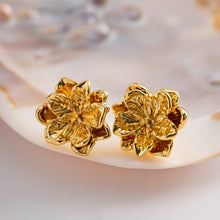 Boucles d'oreilles à tige en forme de fleur 