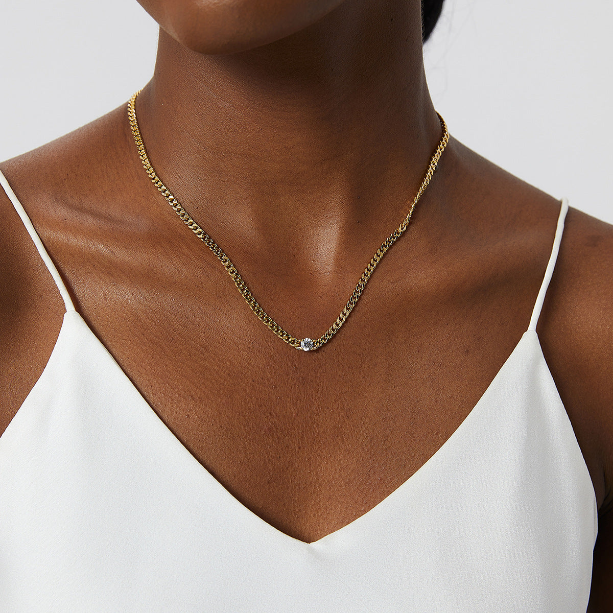 Collier épais en or 18 carats et diamants 