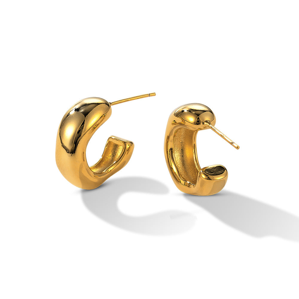 Boucles d'oreilles torsadées en forme de C 