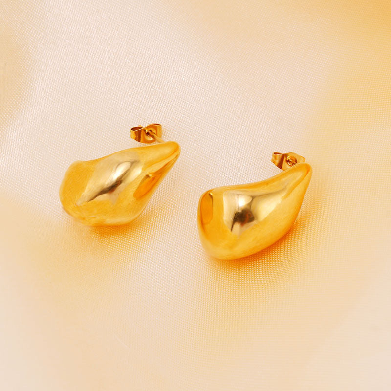 Boucles d'oreilles simples irrégulières 