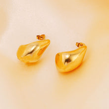 Boucles d'oreilles simples irrégulières 