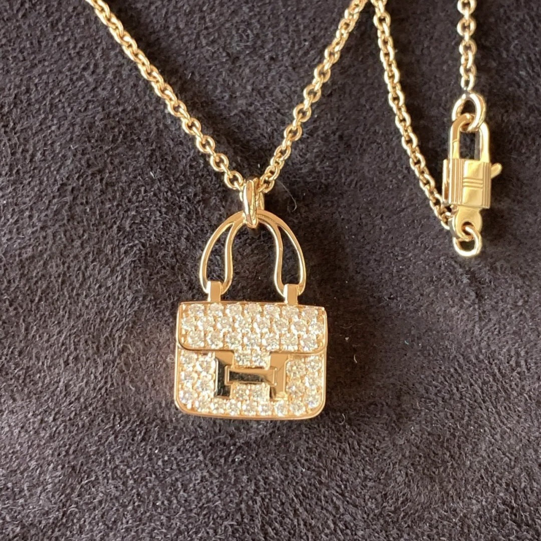 Iconic Mini Handbag Pendant – Chic Purse Charm Necklace, 18K Gold Plated