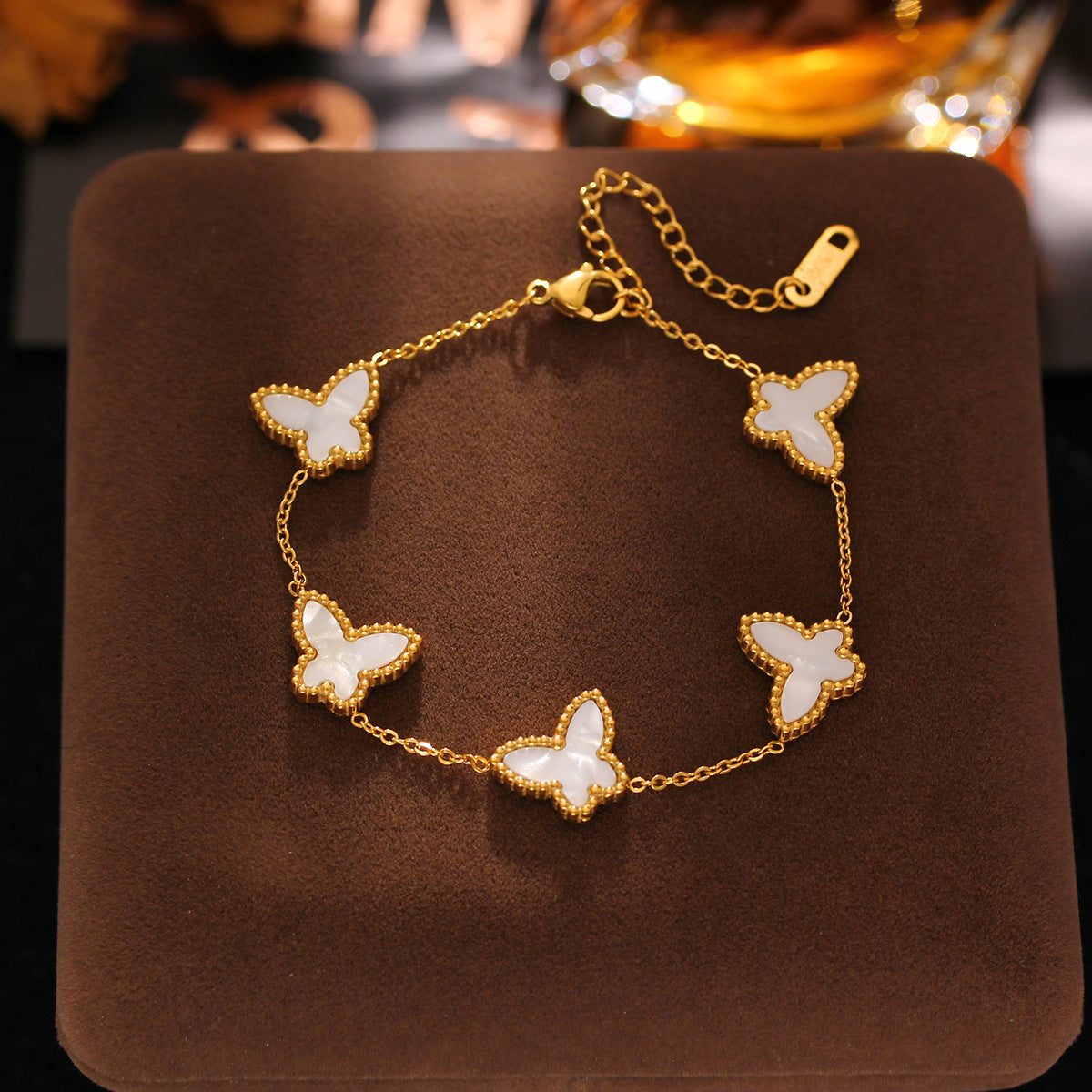 Luckcoo Flutter Butterfly Bracelet – Light, Elegant & Everyday Chic