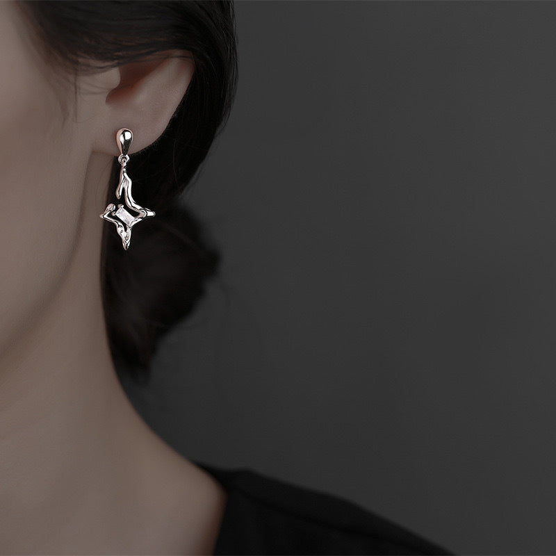 New star earrings