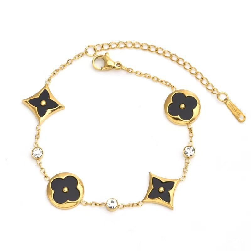 Four-leaf clover bracelet fashion versatile jewelry petal elements