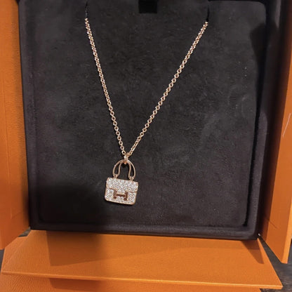 Iconic Mini Handbag Pendant – Chic Purse Charm Necklace, 18K Gold Plated