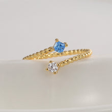 Set with two tone diamond ring