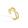 Bague en diamant sertie d'une croix 
