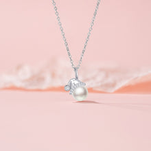 Christmas hat necklace