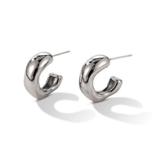 Boucles d'oreilles torsadées en forme de C 