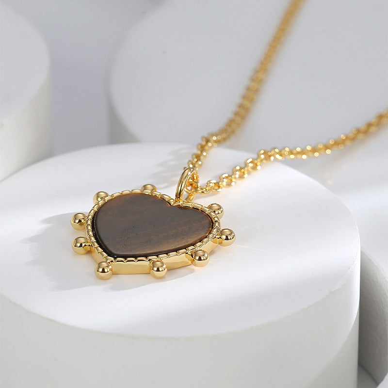 Pendentif en forme de cœur en pierre d'œil de tigre 