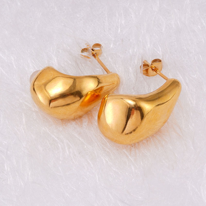 Boucles d'oreilles simples irrégulières 