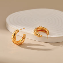 Boucles d'oreilles géométriques en forme de C 