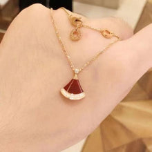 Luckcoo Fan Pendant Necklace - 18k Gold Plated Minimalist Everyday Jewelry