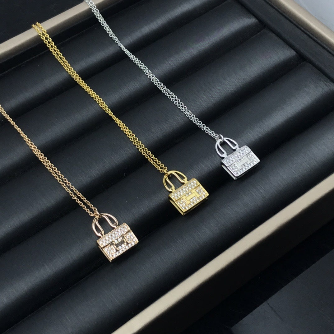 Iconic Mini Handbag Pendant – Chic Purse Charm Necklace, 18K Gold Plated