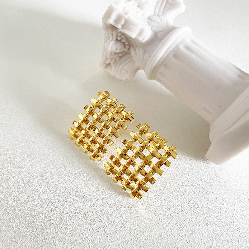 Boucles d'oreilles tendance à motif tressé 