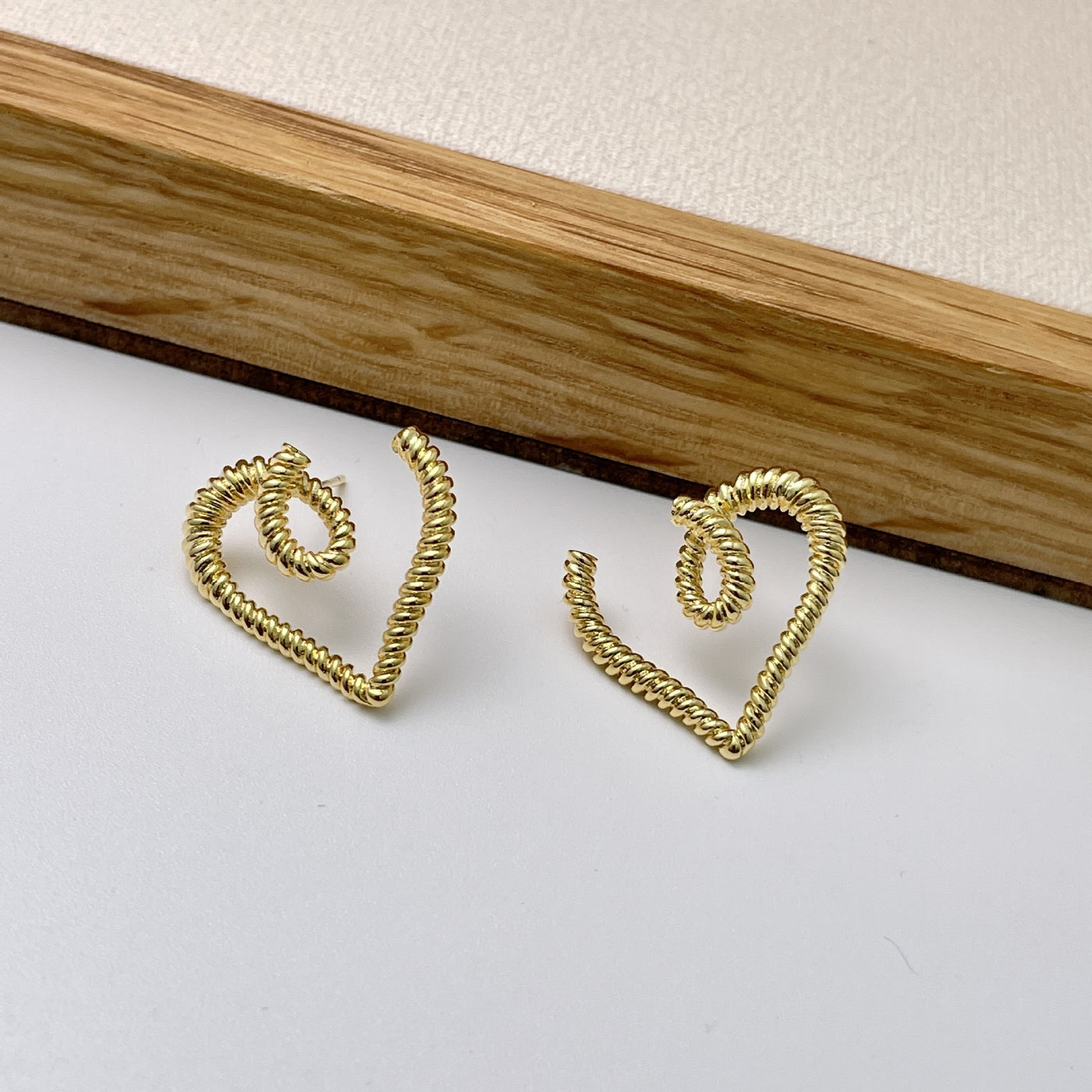 Boucles d'oreilles coeur spirale ligne 