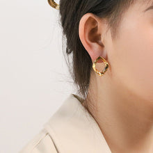 Boucles d'oreilles irrégulières 