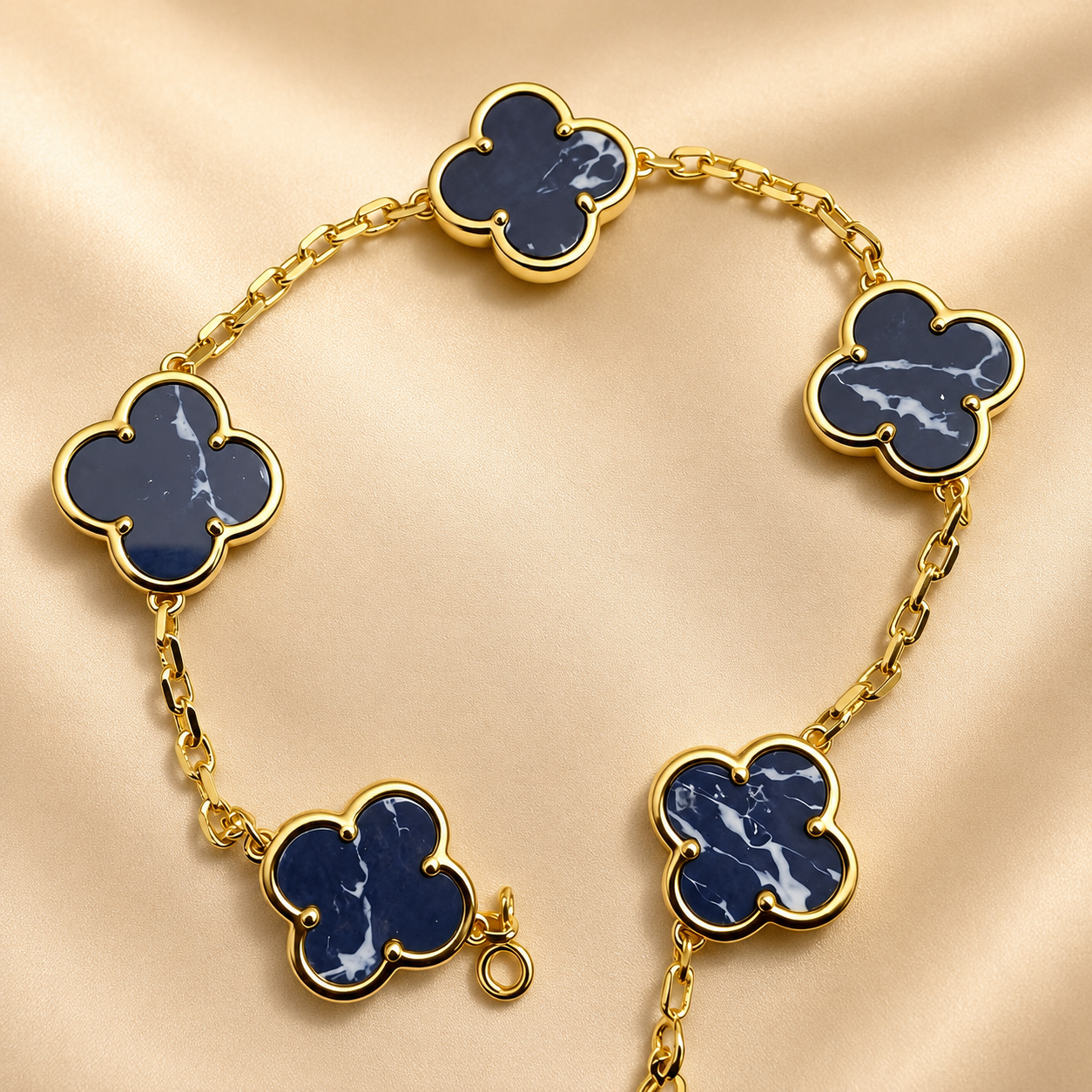 Eternal Clover Pro Bracelet | 18K Gold Plated Luck & Elegance (Gold Chain) LuckCoo