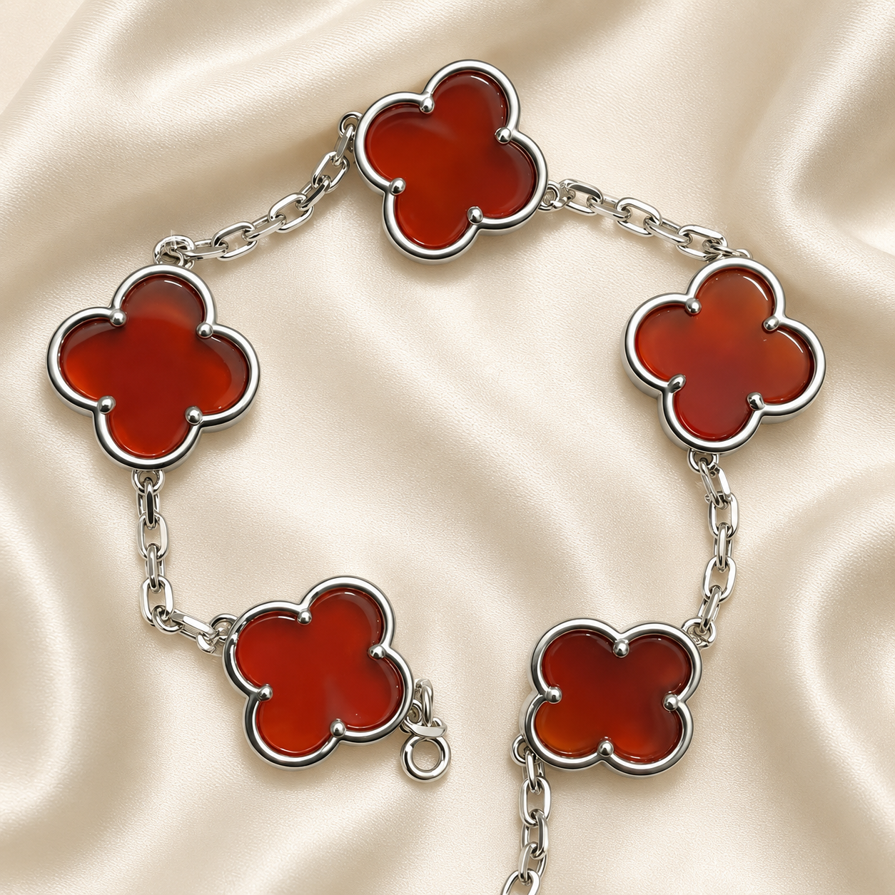Eternal Clover Pro Bracelet | 18K Gold Plated Luck & Elegance (Silver Chain) LuckCoo