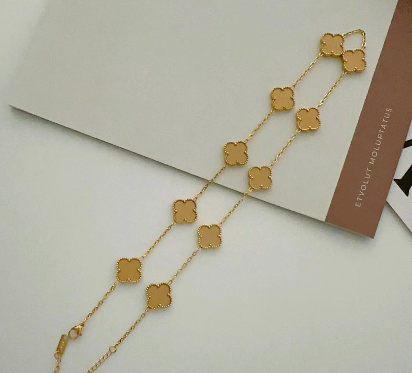 Luckcoo Multi Clover Necklace – Elegant Gift for Her LuckCoo