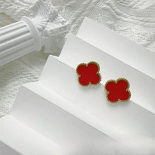 Four-Leaf Clover Earrings for Women – 925 Silver, 18K Gold Plated, Hypoallergenic