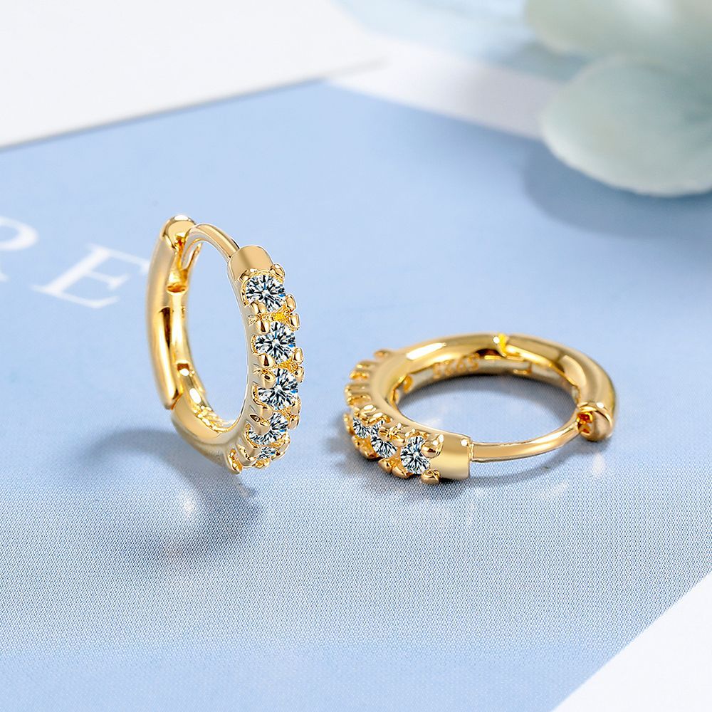 Boucles d'oreilles créoles en diamant 