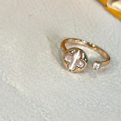 V gold square round fritillary ring-CNC fine engraving